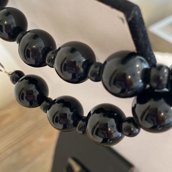 Black glass bead necklace - Picture 4 of 4